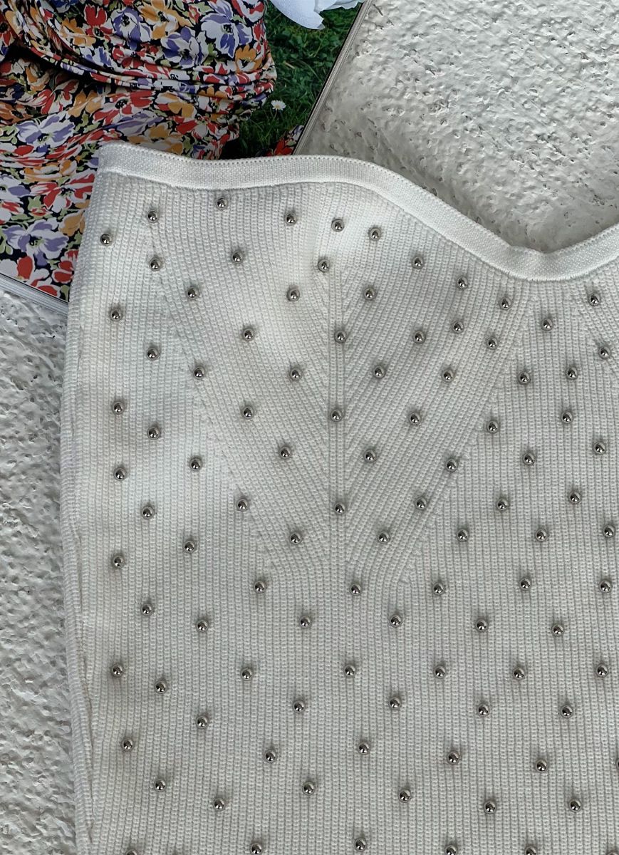 Beyaz Zımba Detay Fitilli Straplez Bluz   resmi