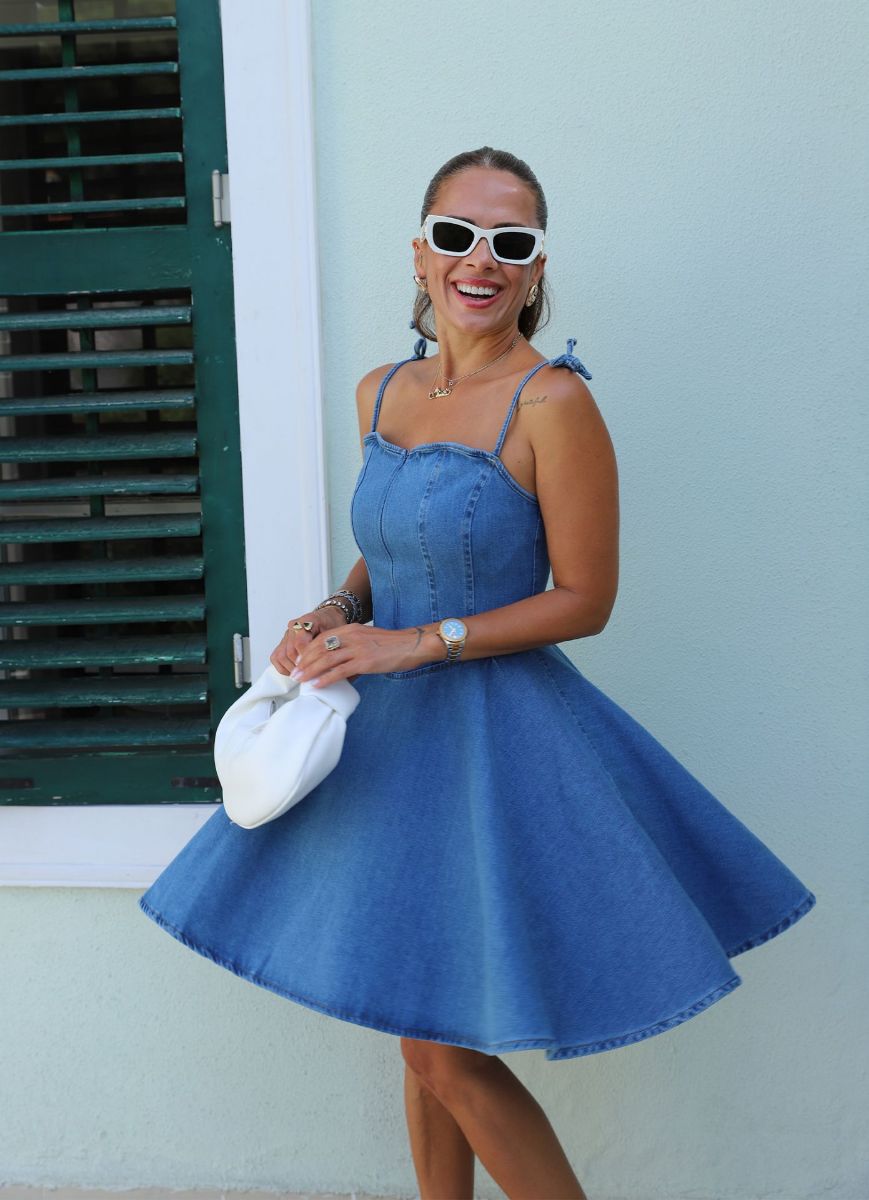 Mavi Askıları Bağlama Detay Jean Elbise   resmi