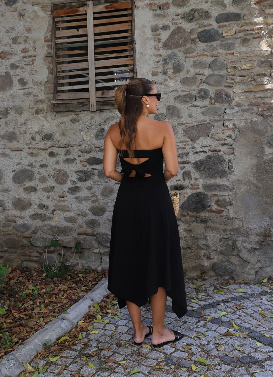 Siyah Kendinden Desenli Sırt Detay Straplez Elbise   resmi
